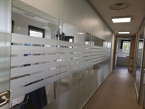 Pellicole decorative per vetri: realizzazione 3