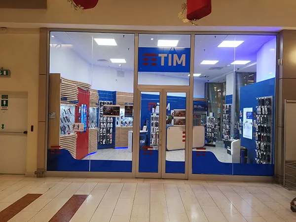 Pellicole decorative per vetri: realizzazione 7